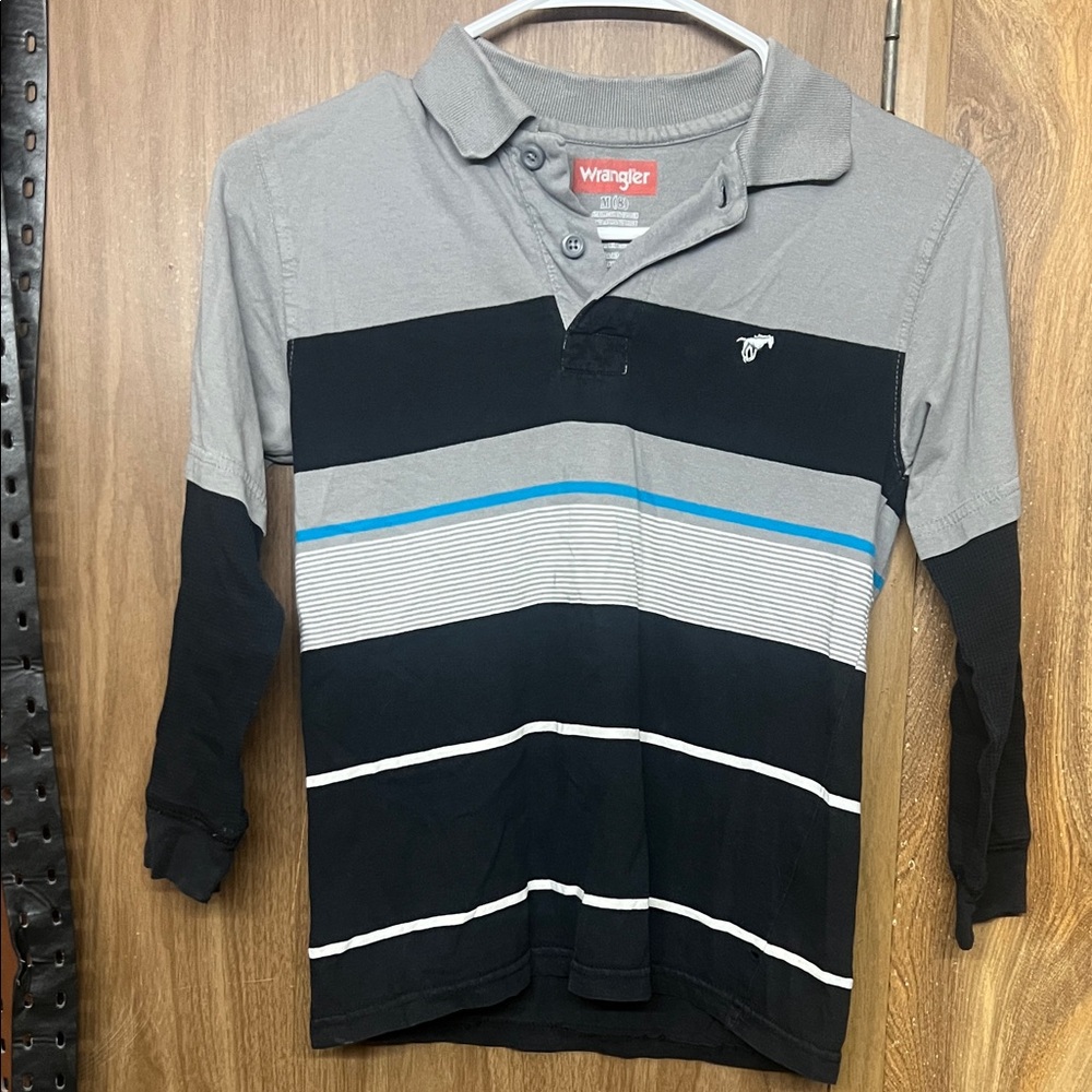Wrangler Men's Gray and Black Polo with Blue Accent